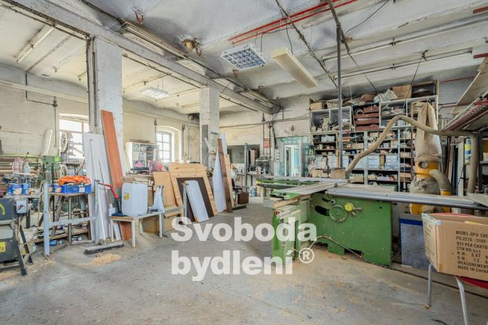 Prodej ubytování, Srbice, 879 m2