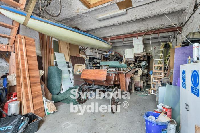 Prodej komerční nemovitosti, Srbice, 879 m2