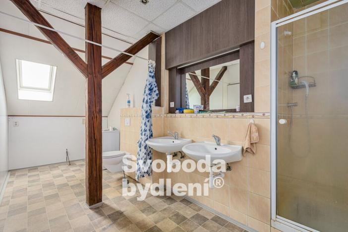 Prodej komerční nemovitosti, Srbice, 879 m2