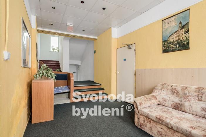 Prodej komerční nemovitosti, Srbice, 879 m2