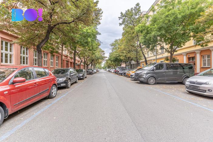 Prodej bytu 2+kk, Praha, U průhonu, 48 m2