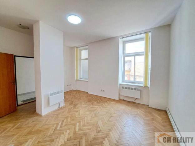 Pronájem bytu 1+kk, Prostějov, Poděbradovo nám., 26 m2