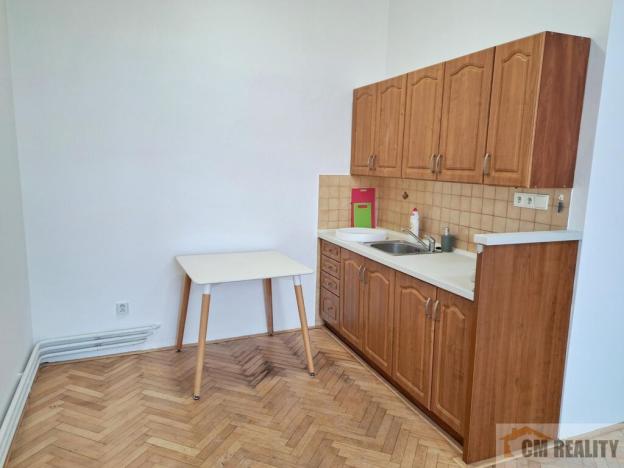 Pronájem bytu 1+kk, Prostějov, Poděbradovo nám., 26 m2