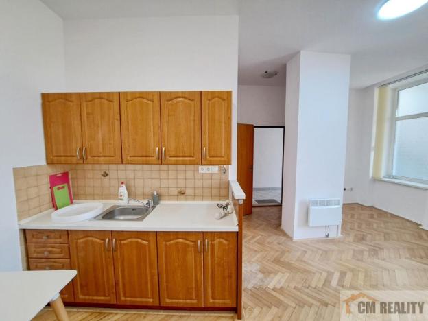 Pronájem bytu 1+kk, Prostějov, Poděbradovo nám., 26 m2