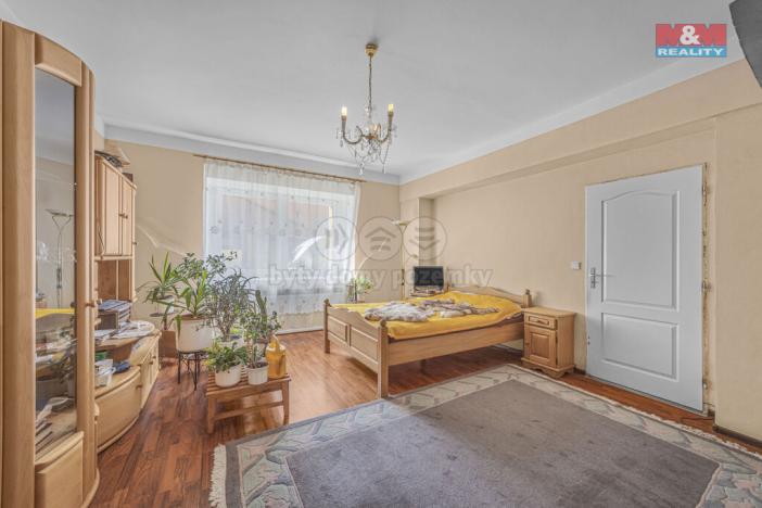 Prodej rodinného domu, Dubí - Pozorka, Tyršova, 370 m2