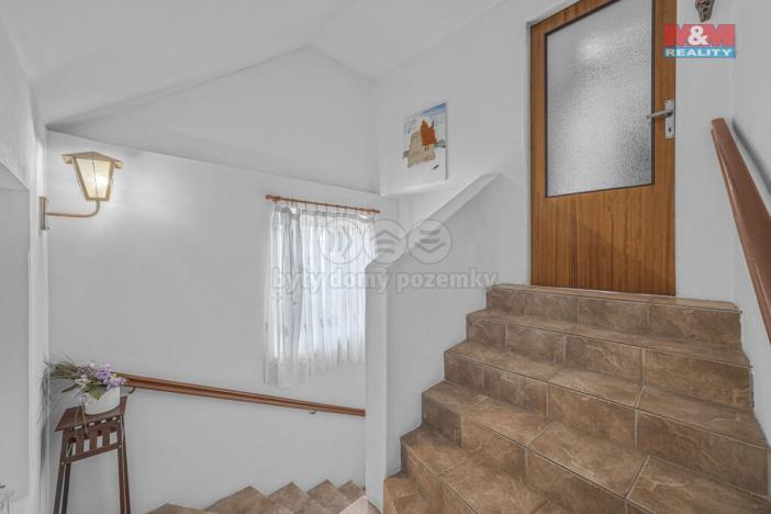 Prodej rodinného domu, Dubí - Pozorka, Tyršova, 370 m2