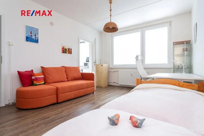 Prodej bytu 1+1, Praha - Troja, Krynická, 29 m2