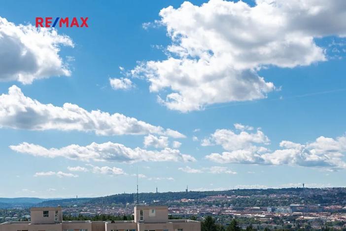 Prodej bytu 1+1, Praha - Troja, Krynická, 29 m2