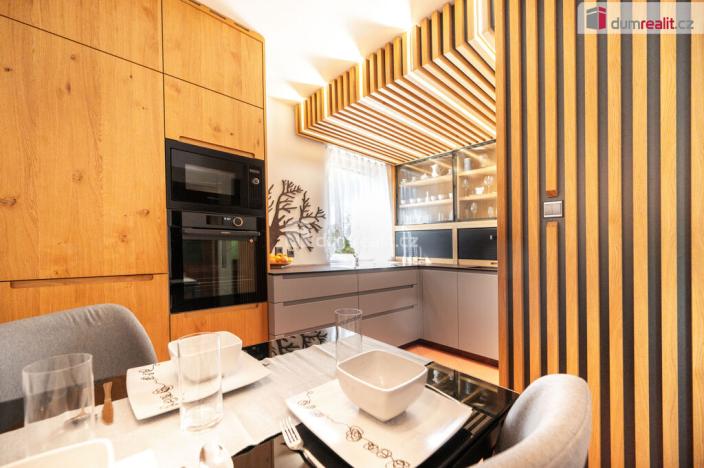 Prodej rodinného domu, Borovany, Vodárenská, 249 m2