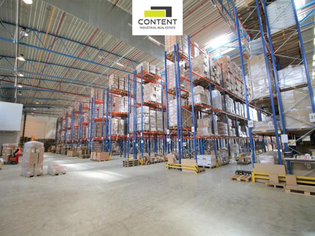 Pronájem skladu, Kněževes, Nad Kovárnou, 6398 m2