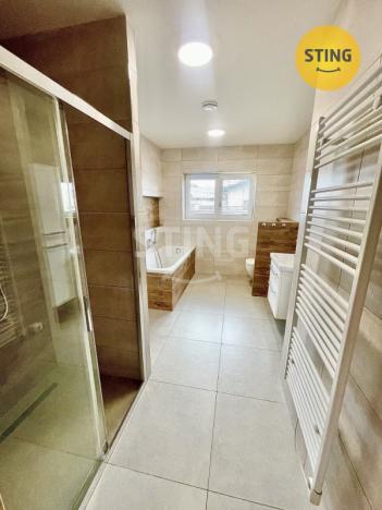 Pronájem rodinného domu, Ostrava, U Plesenky, 140 m2