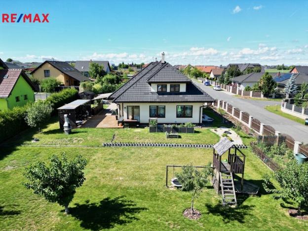 Prodej rodinného domu, Křenice, K Aleji, 166 m2