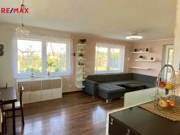 Prodej rodinného domu, Křenice, K Aleji, 166 m2