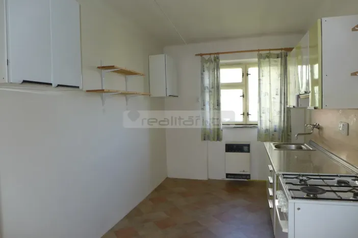 Prodej bytu 2+1, Plzeň - Doubravka, Železničářská, 70 m2