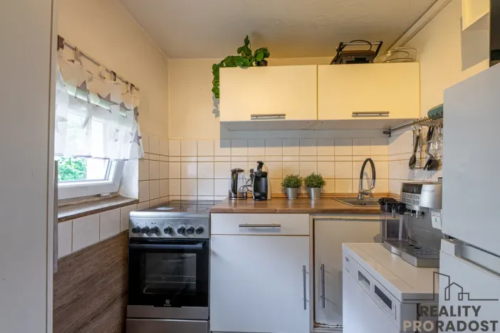 Prodej obchodního prostoru, Praha, Vačkářova, 216 m2