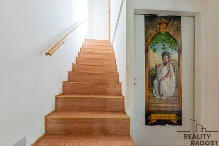 Prodej obchodního prostoru, Praha, Vačkářova, 216 m2