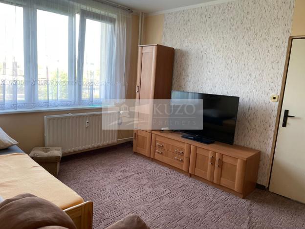 Pronájem bytu 1+1, Chomutov, Stromovka, 35 m2