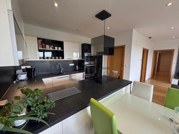 Prodej bytu 3+kk, Pohořelice, Znojemská, 96 m2