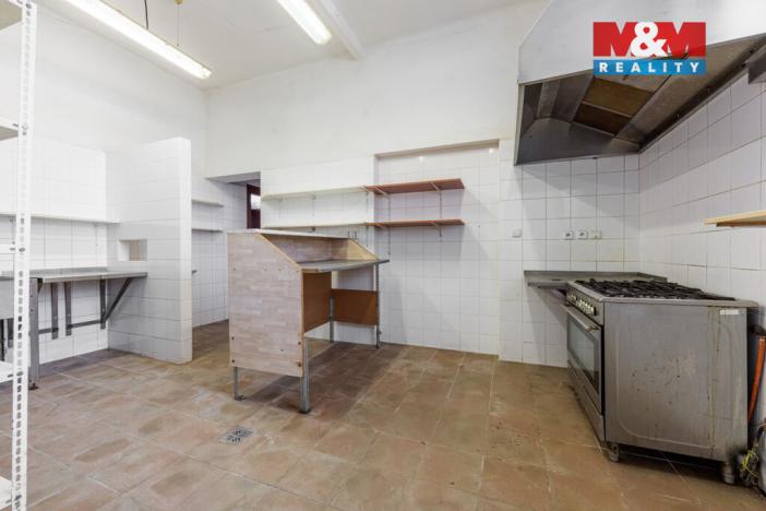 Prodej rodinného domu, Mlečice, 500 m2