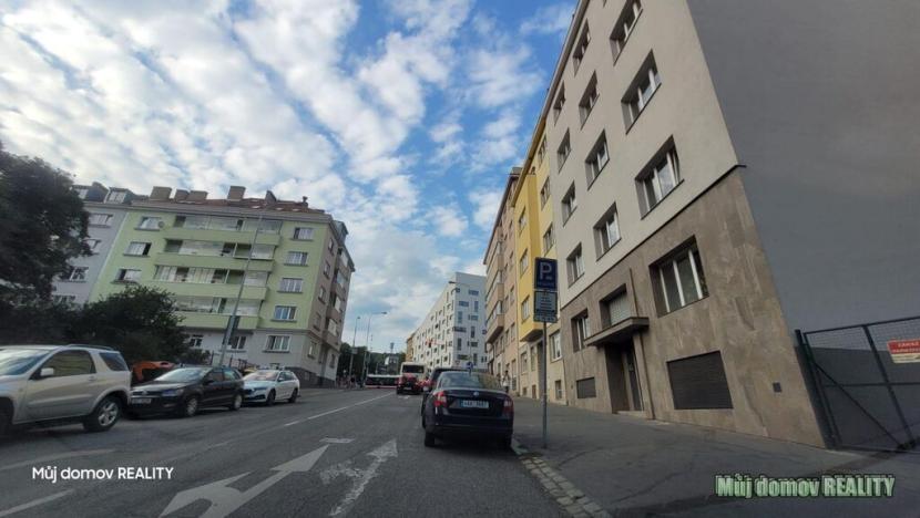 Pronájem bytu 1+kk, Praha - Košíře, Prachnerova, 34 m2