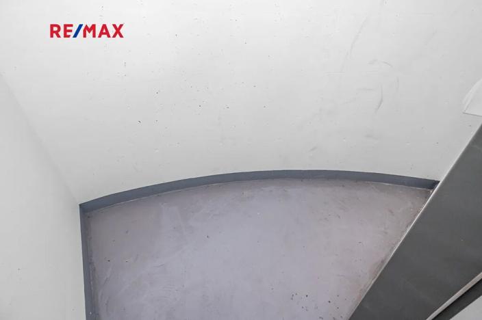 Pronájem bytu 1+kk, Praha - Vršovice, Petrohradská, 30 m2