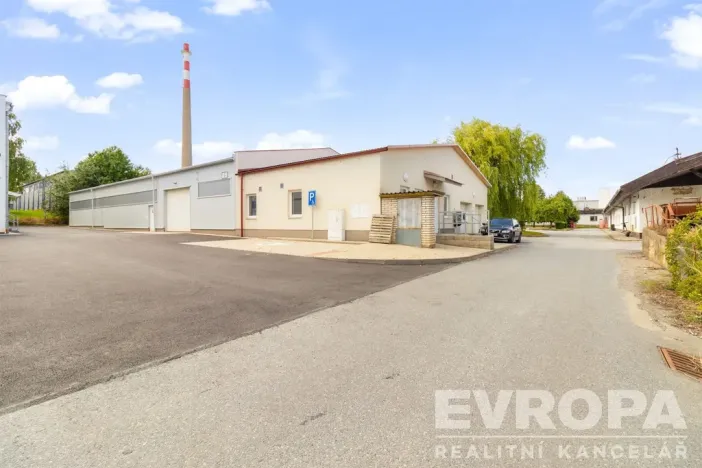 Pronájem skladu, Havlíčkův Brod, okres havlíčkův brod, 8000 m2
