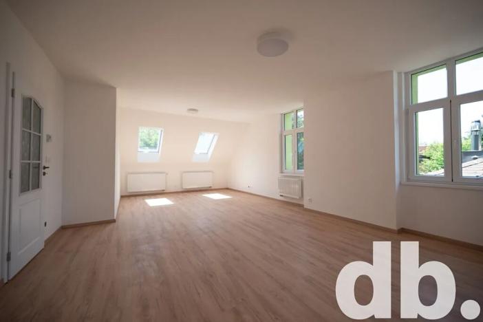 Prodej bytu 2+kk, Karlovy Vary, Pražská silnice, 60 m2