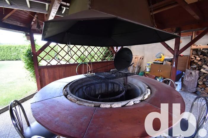 Prodej rodinného domu, Sadov, 366 m2