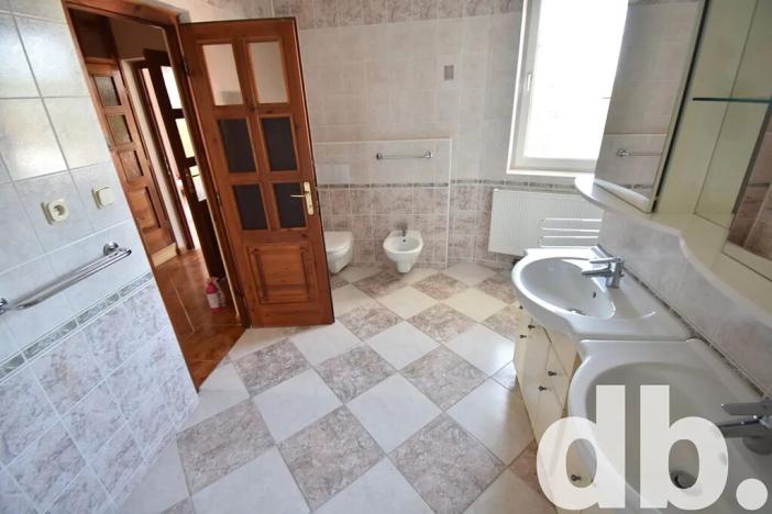 Prodej rodinného domu, Karlovy Vary, Krokova, 280 m2