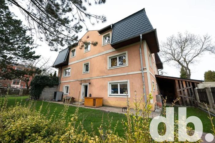 Prodej rodinného domu, Karlovy Vary, Vančurova, 260 m2