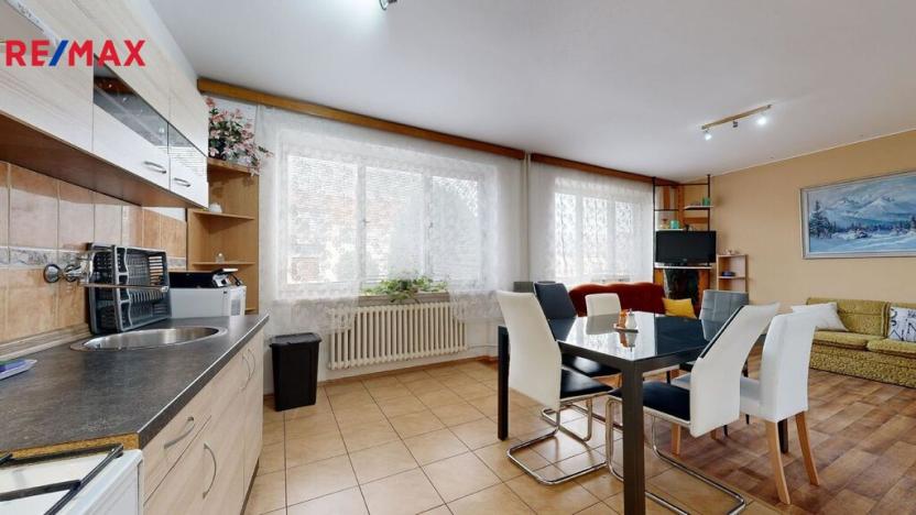 Prodej ubytování, Blatnice pod Svatým Antonínkem, 400 m2