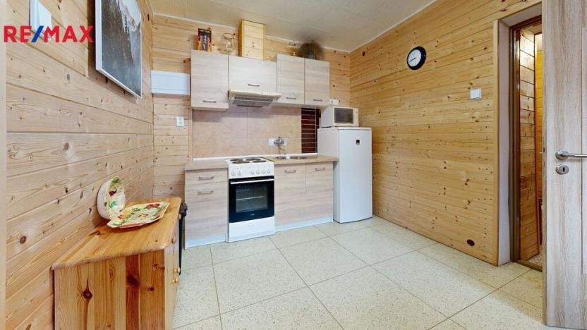 Prodej ubytování, Blatnice pod Svatým Antonínkem, 400 m2