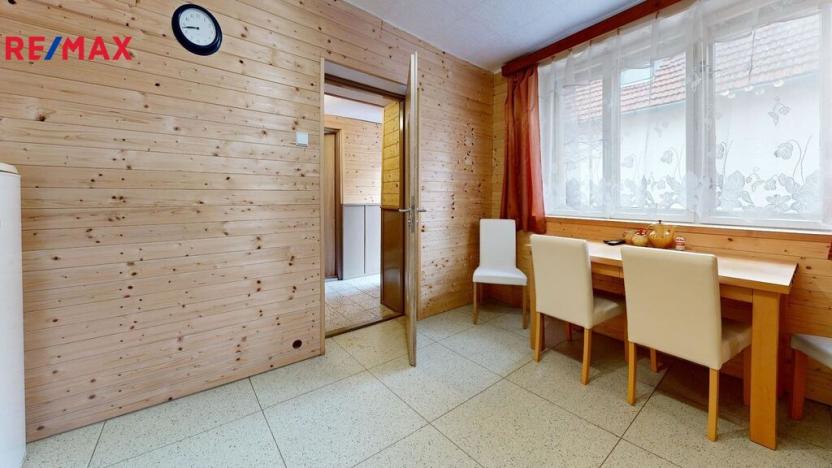 Prodej ubytování, Blatnice pod Svatým Antonínkem, 400 m2