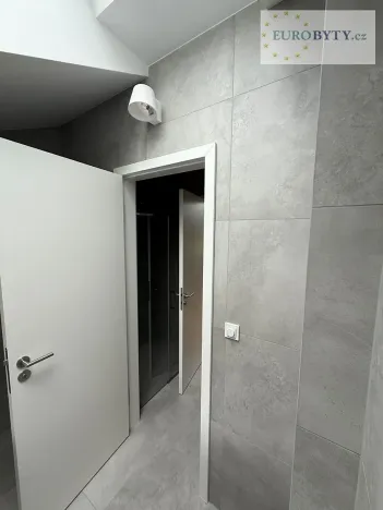 Pronájem bytu 2+kk, Praha - Vršovice, Bartoškova, 74 m2