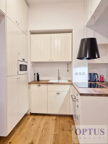 Pronájem bytu 2+1, Praha - Podolí, Podolské nábřeží, 66 m2