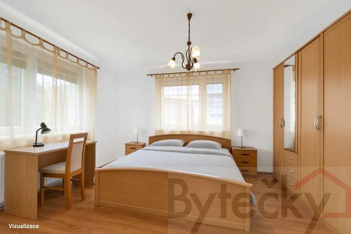 Prodej vícegeneračního domu, Jesenice, Plavecká, 215 m2