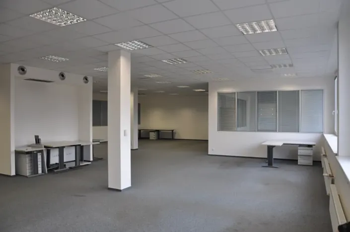 Pronájem kanceláře, Praha - Libeň, Lihovarská, 368 m2