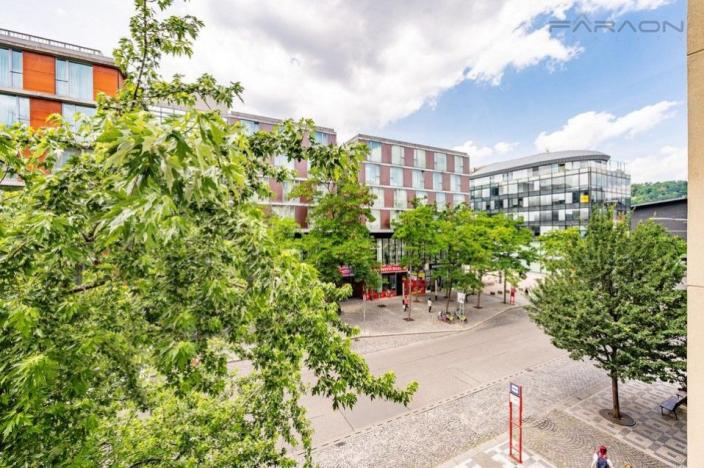 Pronájem bytu 4+1, Praha - Smíchov, Stroupežnického, 101 m2