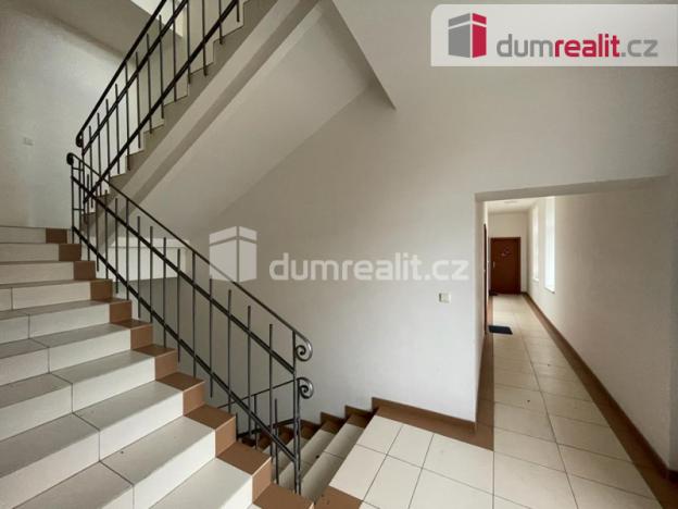 Pronájem bytu 1+kk, Opava - Předměstí, Kasárenská, 35 m2