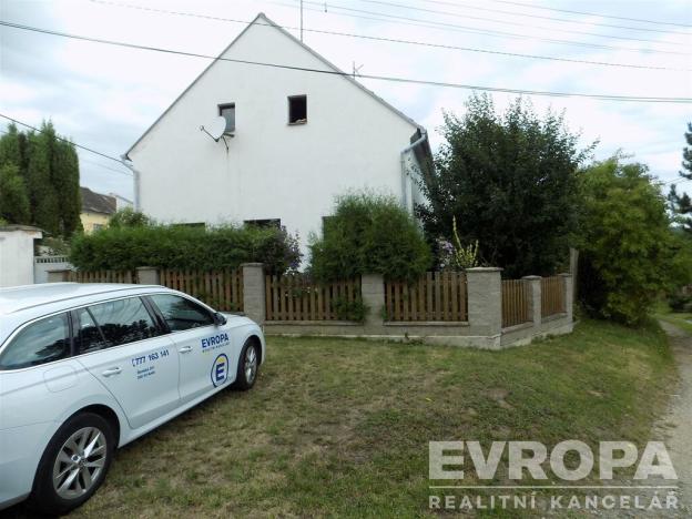 Prodej komerční nemovitosti, Líšťany - Náklov, Náklov, 109 m2