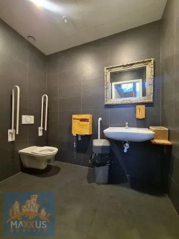 Pronájem restaurace, Praha - Kobylisy, Čumpelíkova, 82 m2