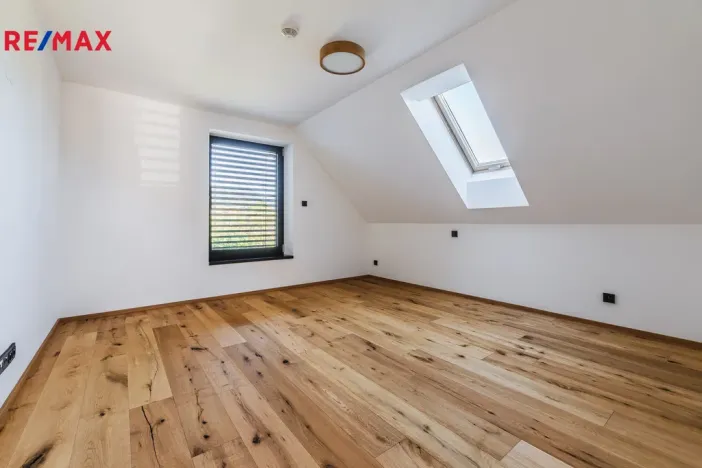 Prodej rodinného domu, Lázně Libverda, 248 m2