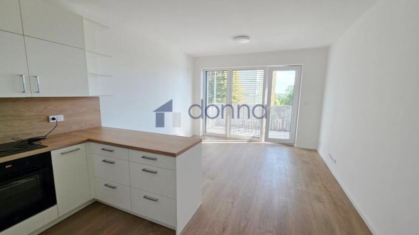 Pronájem bytu 2+kk, Praha, Hábova, 56 m2
