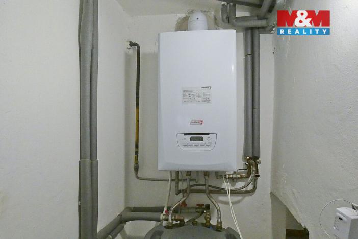 Prodej rodinného domu, Pardubice - Svítkov, Školní, 109 m2