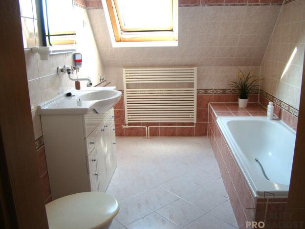 Pronájem rodinného domu, Křivoklát, 200 m2