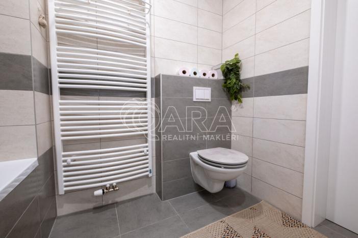 Prodej bytu 2+1, Cerhenice - Cerhýnky, 66 m2