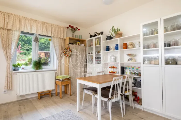 Prodej bytu 2+1, Cerhenice - Cerhýnky, 66 m2