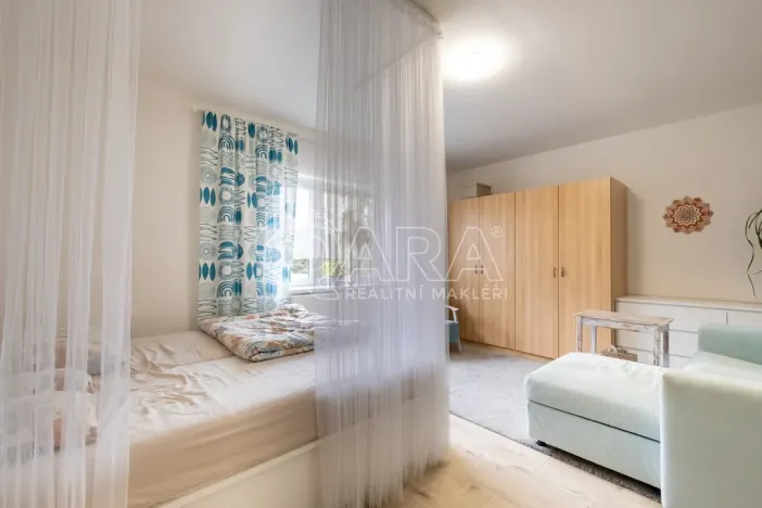 Prodej bytu 2+1, Cerhenice - Cerhýnky, 66 m2