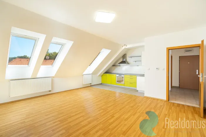 Prodej bytu 3+kk, Dobrá Voda u Českých Budějovic, Lázeňská, 81 m2