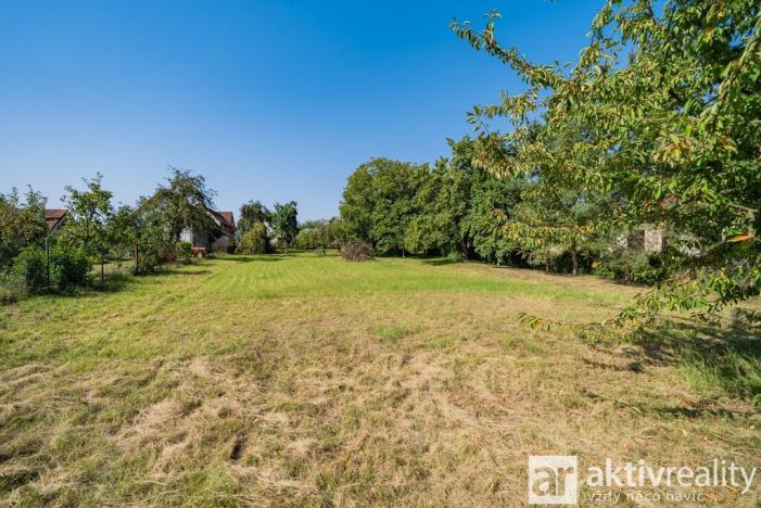 Prodej pozemku pro bydlení, Horní Počaply - Křivenice, 1690 m2